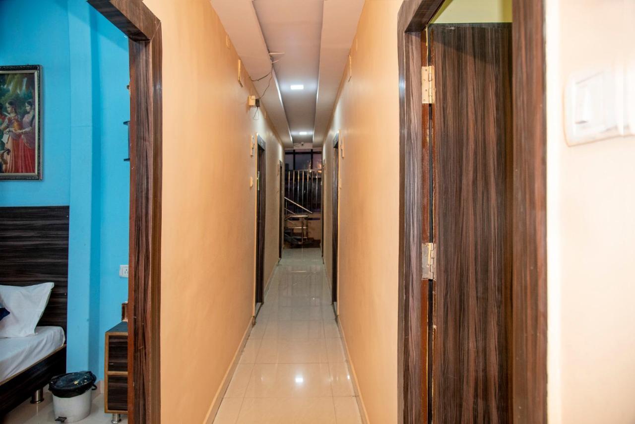 Vrindavan Comfort Inn 하이데라바드 외부 사진